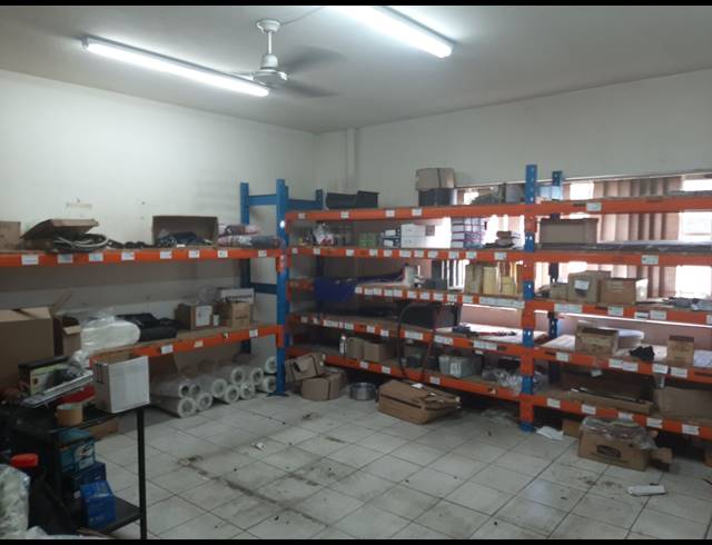 2,363M² FACTORY TO LET IN WESTMEAD